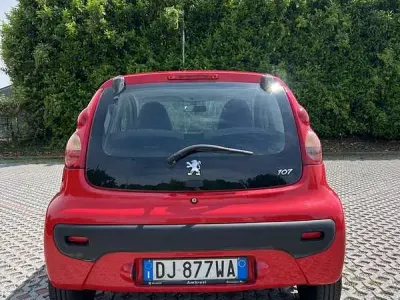 Käytetty Peugeot 107