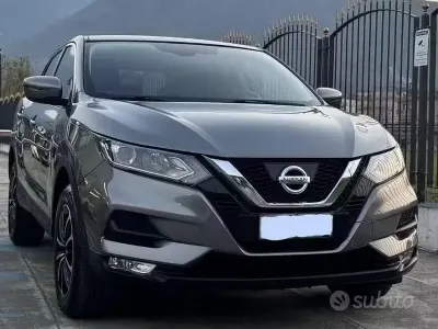 Usata Nissan Qashqai 116 CV (85 kW) 2018 Grigio SUV