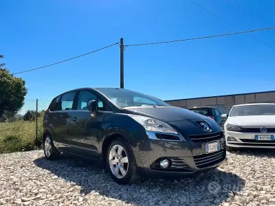 Occasion Peugeot 5008 112 PK (82 kW) 2010 Grijs MPV