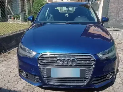 Usata Audi A1 122 CV (89 kW) 2011 Blu Utilitaria