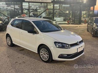 Usata VW Polo Trendline 75 CV (55 kW) 2015 Bianco Berlina