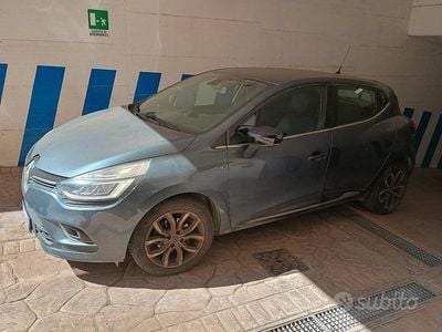 Usata Renault Clio IV 90 CV (66 kW) 2018 Blu Berlina