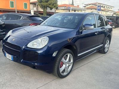 Usata Porsche Cayenne Turbo S 521 CV (383 kW) 2006 Blu scuro met. SUV