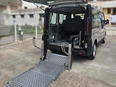 Usata Nissan Primastar SE 101 CV (74 kW) 2006 Grigio Monovolume