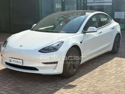 Usata Tesla Model 3 Standard Range 88 kW (120 CV) 2021 Bianco Berlina