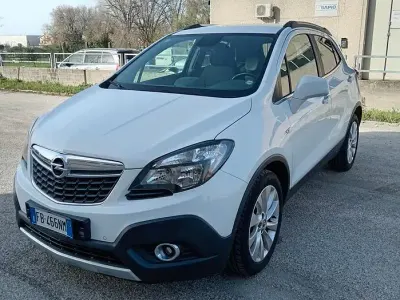 Usata Opel Mokka Cosmo 140 CV (102 kW) 2016 Bianco SUV