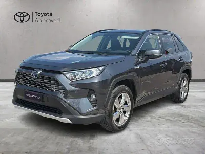 Usata Toyota RAV4 Hybrid 218 CV (160 kW) 2021 Grigio SUV