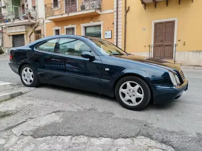 Usata Mercedes CLK200 192 CV (141 kW) 1998 Blu Coupé