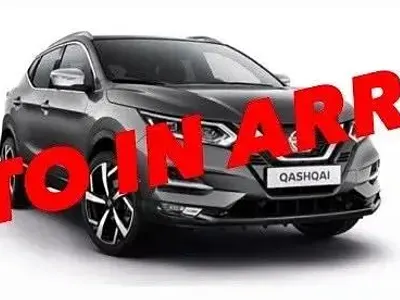 Usata Nissan Qashqai Tekna 110 CV (80 kW) 2017 Grigio SUV