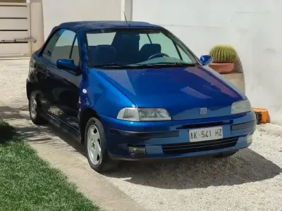 Usata Fiat Punto Cabriolet 88 CV (64 kW) 1997 Blu Cabrio