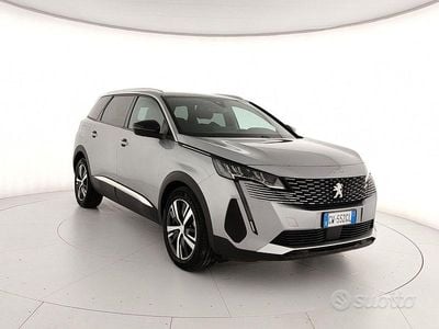 Usata Peugeot 5008 Allure 131 CV (96 kW) 2024 Grigio SUV