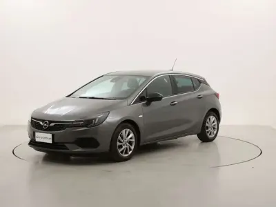 Usata Opel Astra Business Elegance 122 CV (89 kW) 2021 Grigio Berlina