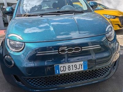 Usata Fiat 500e La Prima 86 kW (118 CV) 2020 Blu Berlina