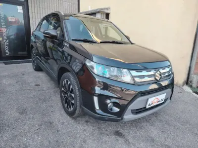 Usata Suzuki Vitara 120 CV (88 kW) 2015 Nero cinema metallizzato SUV