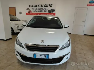 Usata Peugeot 3008 99 CV (72 kW) 2016 Bianco Station wagon