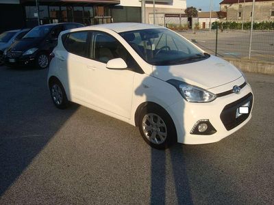 Usata Hyundai i10 67 CV (49 kW) 2014 Bianco Utilitaria