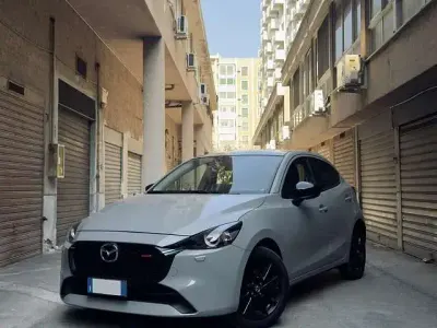 Usata Mazda 2 Homura-Line 75 CV (55 kW) 2024 Utilitaria