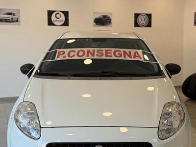 Usata Fiat Grande Punto 75 CV (55 kW) 2010 Bianco Utilitaria