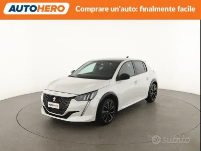 Usata Peugeot 208 GT 102 CV (75 kW) 2022 Bianco Utilitaria