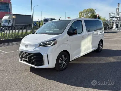 Nuova Toyota Proace Verso Executive 144 CV (105 kW) 2026 Bianco Station wagon