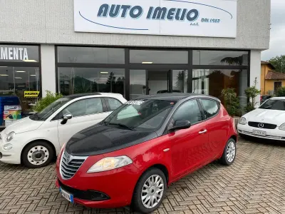 Usata Lancia Ypsilon 69 CV (50 kW) 2013 Rosso Utilitaria