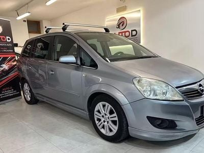 Usata Opel Zafira 125 CV (91 kW) 2010 Grigio Monovolume