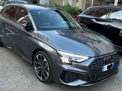 Usata Audi A3 Black Edition 150 CV (110 kW) 2023 Grigio Berlina