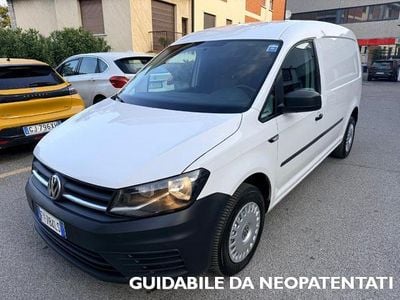 Usata VW Caddy Maxi Business 110 CV (80 kW) 2021 Bianco Monovolume