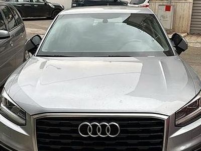 Begagnad Audi Q2 Business 116 HK (85 kW) 2019 Grå SUV