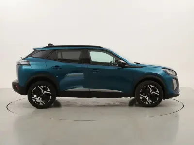 Usata Peugeot 2008 Allure 100 CV (73 kW) 2025 Blublu SUV