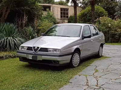 Usata Alfa Romeo 155 126 CV (92 kW) 1992 Grigio Berlina