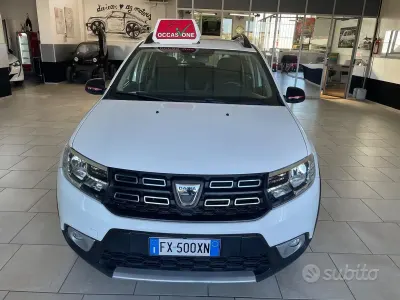 Usata Dacia Sandero Stepway 90 CV (66 kW) 2019 Bianco Berlina