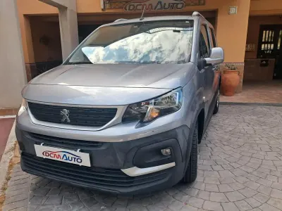 Usata Peugeot Rifter Active 102 CV (75 kW) 2020 Grigio Monovolume