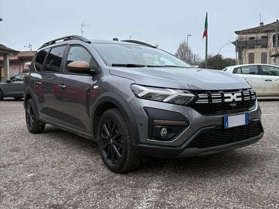 Usata Dacia Jogger Extreme 101 CV (74 kW) 2024 Grigio Monovolume