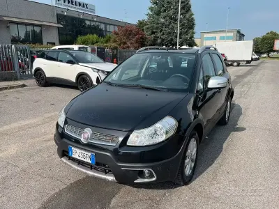 Usata Fiat Sedici Dynamic 135 CV (99 kW) 2012 Nero SUV