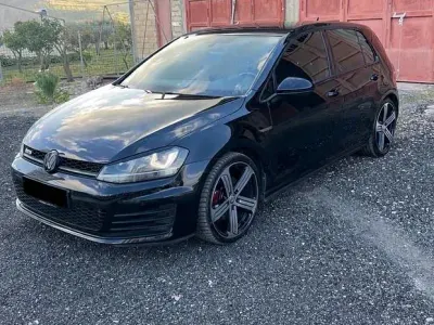 Usata VW Golf VII GTD 184 CV (135 kW) 2015 Berlina