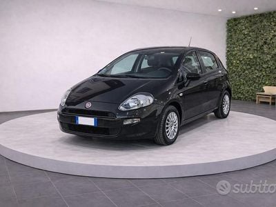 Usata Fiat Punto Street 69 CV (50 kW) 2016 Blu Utilitaria