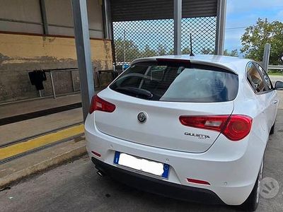 Usata Alfa Romeo Giulietta 120 CV (88 kW) 2016 Bianco SUV