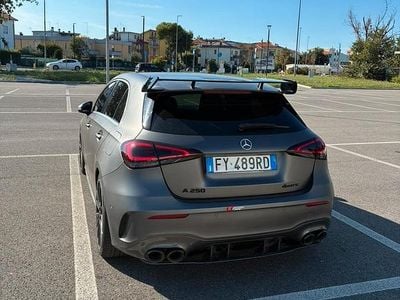 Usata Mercedes A250 300 CV (220 kW) 2019 Grigio Berlina