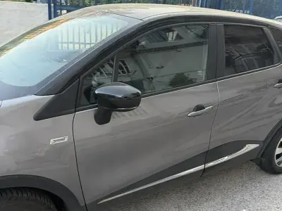 Usata Renault Captur 90 CV (66 kW) 2019 Grigio SUV