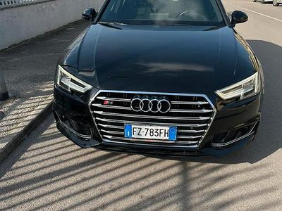 Usata Audi A4 190 CV (139 kW) 2016 Nero Station wagon