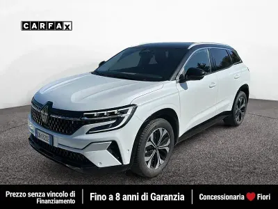Usata Renault Austral Iconic 199 CV (146 kW) 2023 Bianco SUV