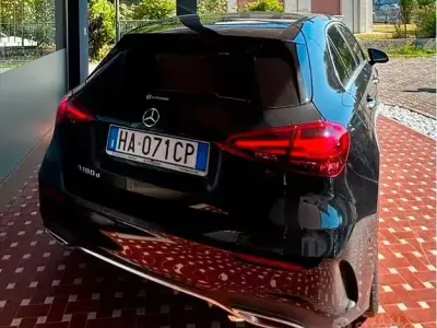 Usata Mercedes A180 Premium 116 CV (85 kW) 2025 Nero Berlina
