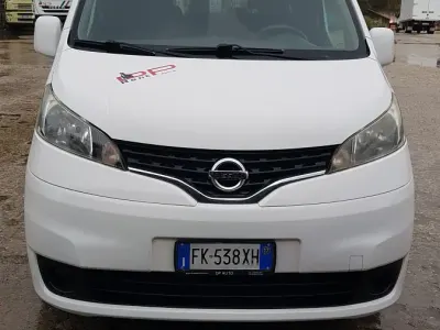 Używany Nissan NV200 110 KM (80 kW) 2017 Biały Minivan