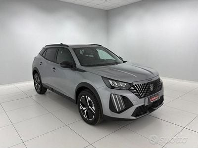 Begagnad Peugeot 2008 Allure 101 HK (74 kW) 2025 Grå SUV