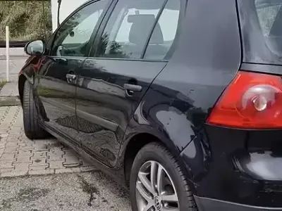Usata VW Golf IV 75 CV (55 kW) 2005 Nero Berlina