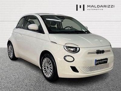 Usata Fiat 500e 69 kW (95 CV) 2024 Bianco Utilitaria