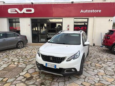Usata Peugeot 2008 Allure 83 CV (61 kW) 2019 Bianco SUV