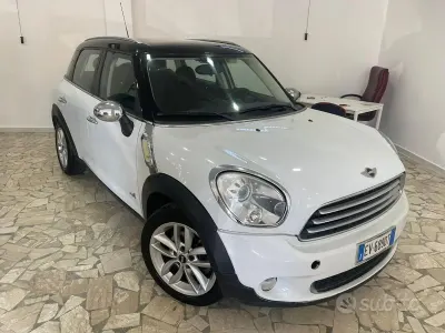 Usata Mini Cooper D Countryman 111 CV (81 kW) 2014 Bianco SUV