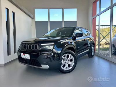Usata Jeep Avenger Altitude 101 CV (74 kW) 2025 Nero SUV